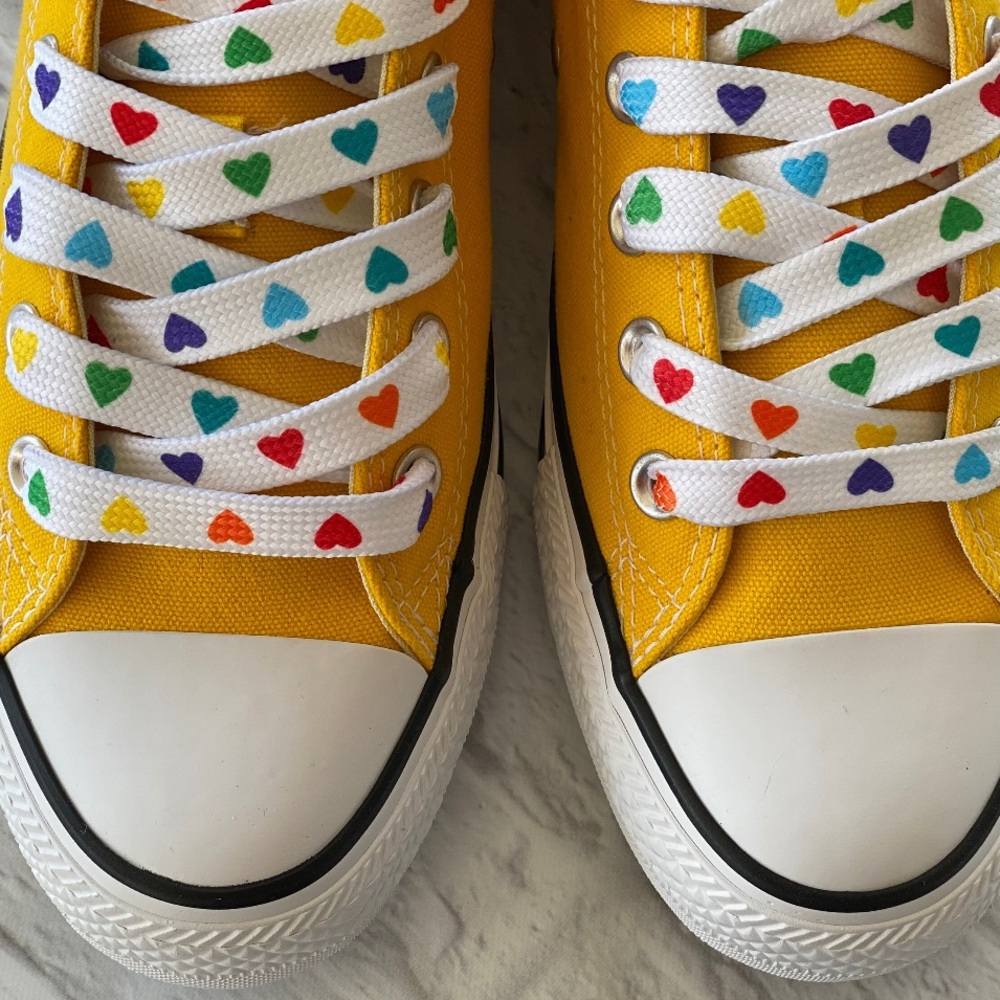 NEW| 2piece Colorful Rainbow Heart Shoelaces for Sneakers